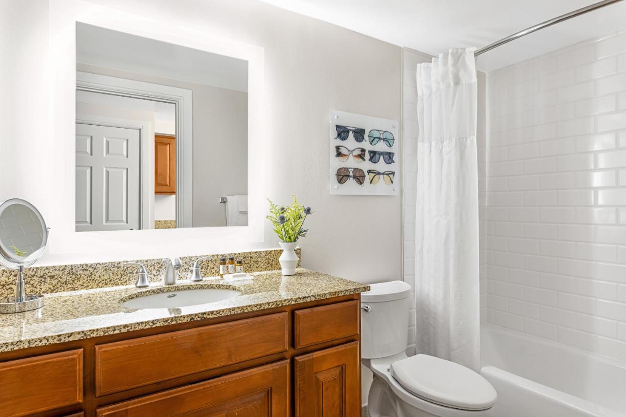 King Room with Sofa Bed - Non-Smoking,1347300683:JPEG