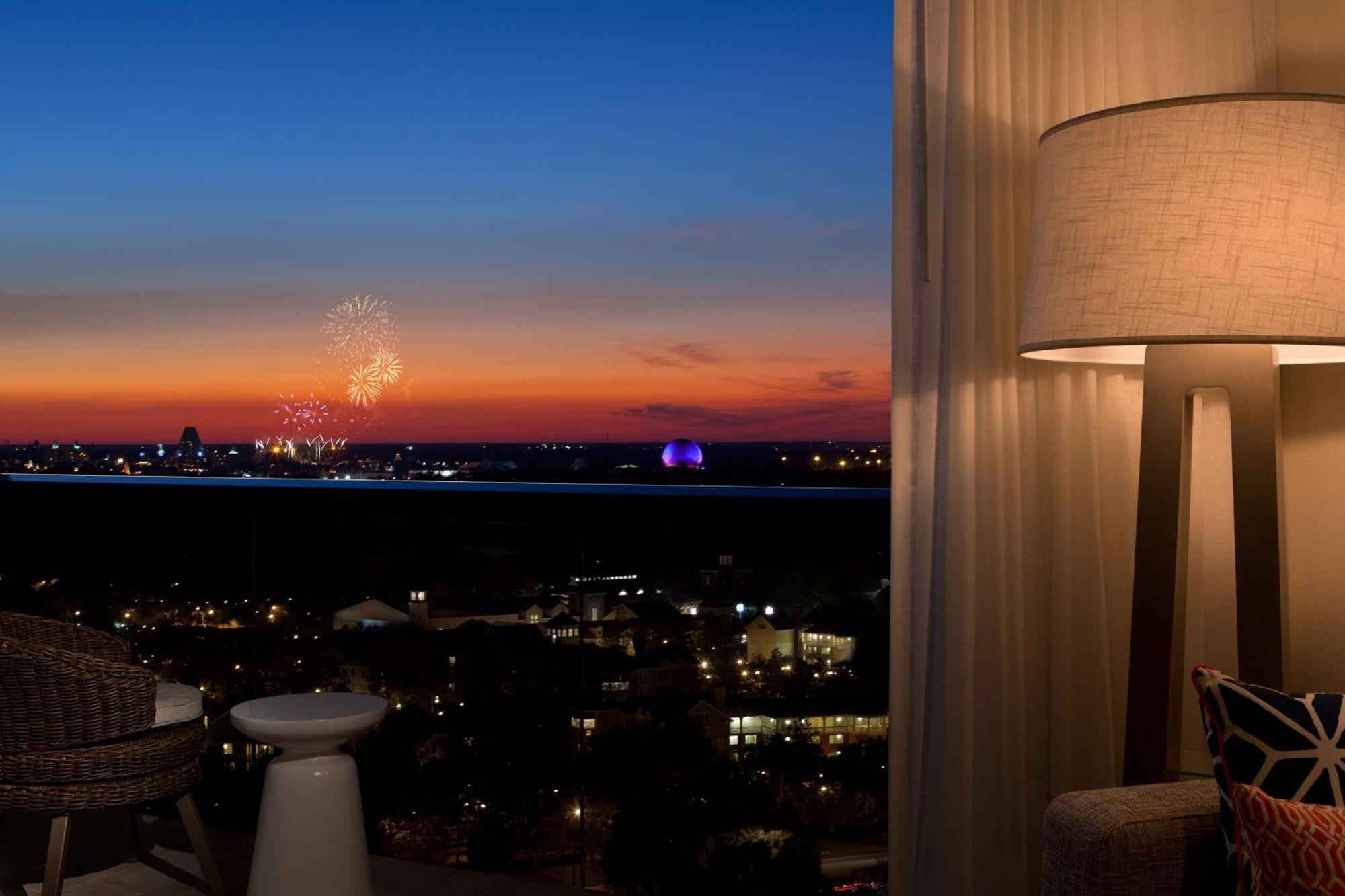 Quarto com Cama King-size e Vista do Epcot