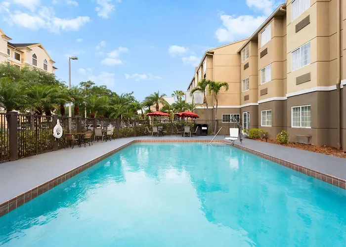 Baymont By Wyndham -International Dr-Universal Blvd